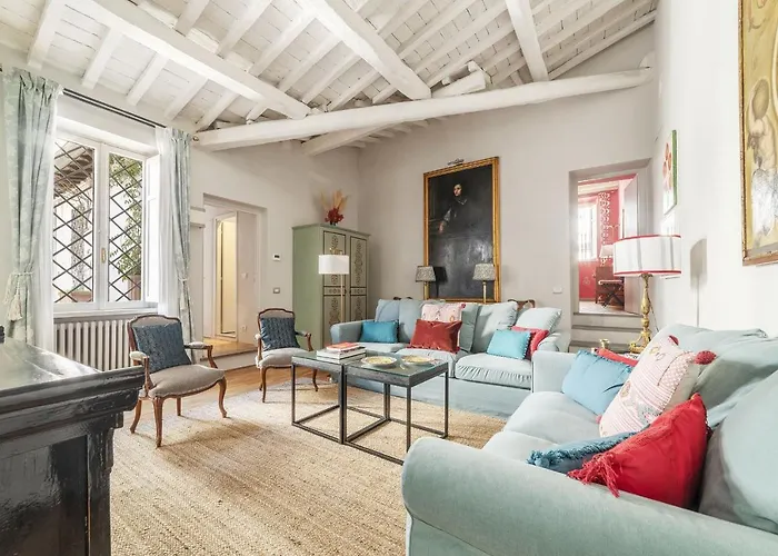 Casa Pace, A Burghesius Apartamento