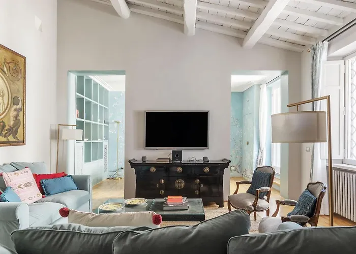 Casa Pace, A Burghesius Apartamento