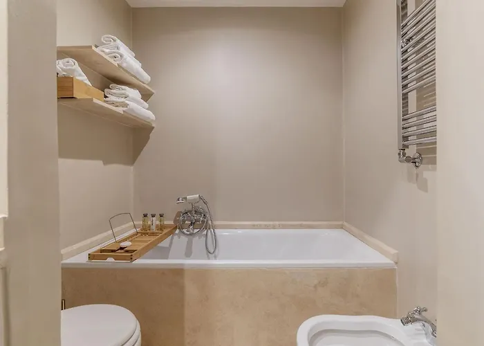 Casa Pace, A Burghesius Apartamento